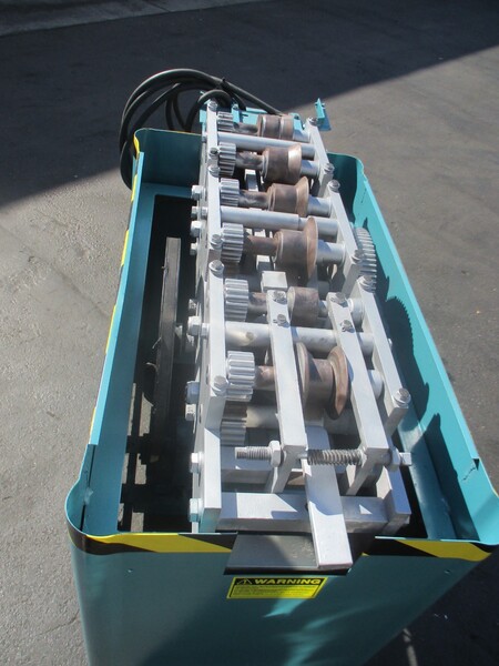 Lockformer / Cliprol 1-1/2 Heavy Duty rollforming machine, 22 gauge, 2 HP, 230/460 V. - Image 3