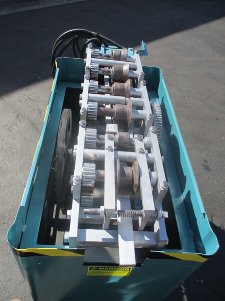 Lockformer / Cliprol 1-1/2 Heavy Duty rollforming machine, 22 gauge, 2 HP, 230/460 V. - Image 7