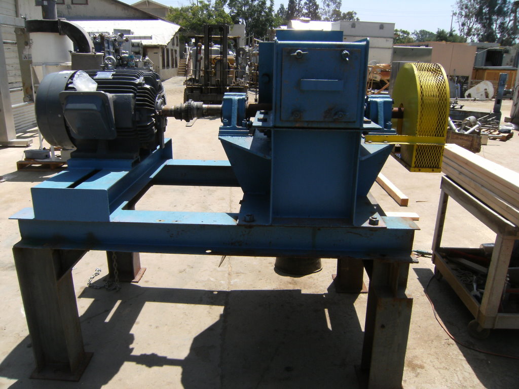 Williams, Hog Mill, Carbon Steel, 24" diameter x 12" width, 19" x 12" top infeed, 36" x 16" discharge, 60 HP - Image 7