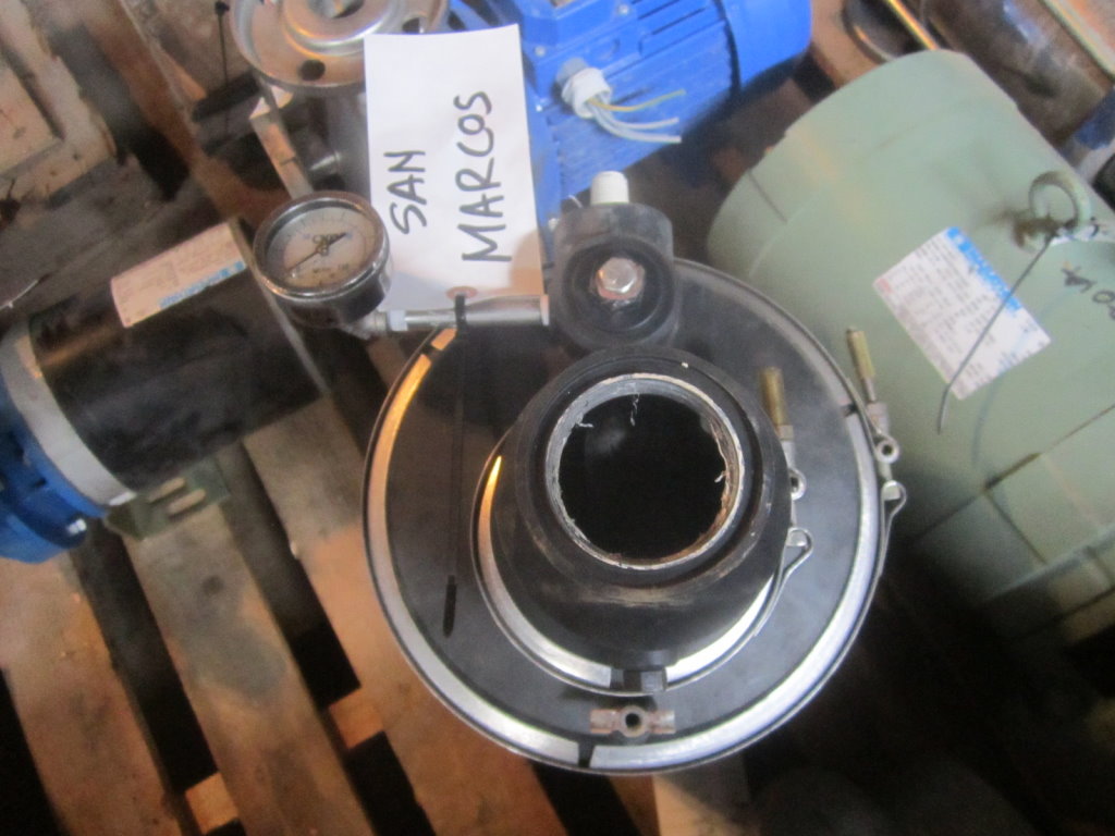 Centurion #A86B, Pool and Spa pump, 1.5" Inlet x 1" Outlet, 1/2 HP, 208/230/460V, 3450 RPM - Image 2
