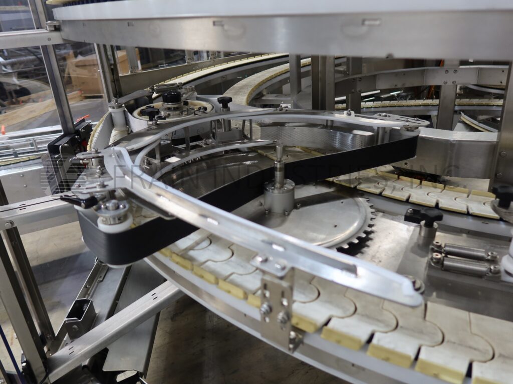 Hartness #6930, dynac pressureless accumul, with 7-1/2" wide table top conveyors - Image 2
