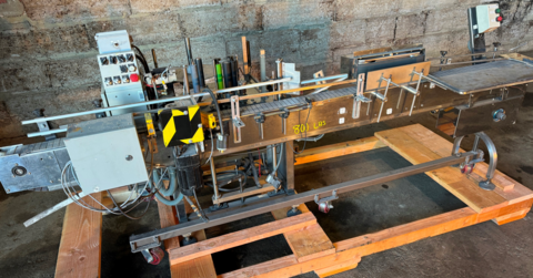 Combustion Engineering King #LH6, Wrap Around Pressure Sensitive Labeler, 6" max label height, 2003 - Image 2