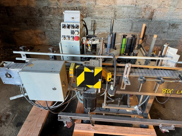 Combustion Engineering King #LH6, Wrap Around Pressure Sensitive Labeler, 6" max label height, 2003 - Image 8