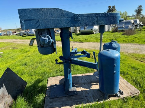 Myers, Dispersion Mixer, 2" diameter Shaft w/12" diameter Dispersion blade, 60" clearance when fully lowered - Image 1