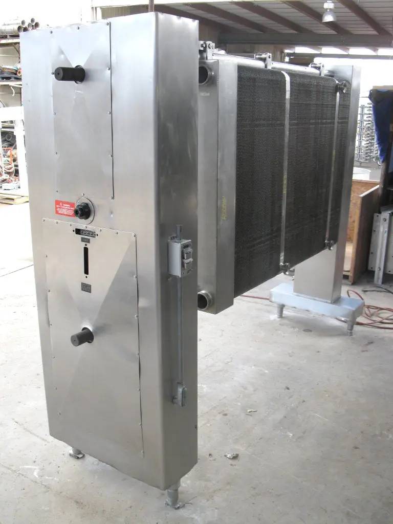 1490 sq.ft., APV, CR5, HTST Plate Heat Exchanger, (261) Stainless Steel Plates, 11' 7" L x 3' 5" W x 8' 6" H - Image 6