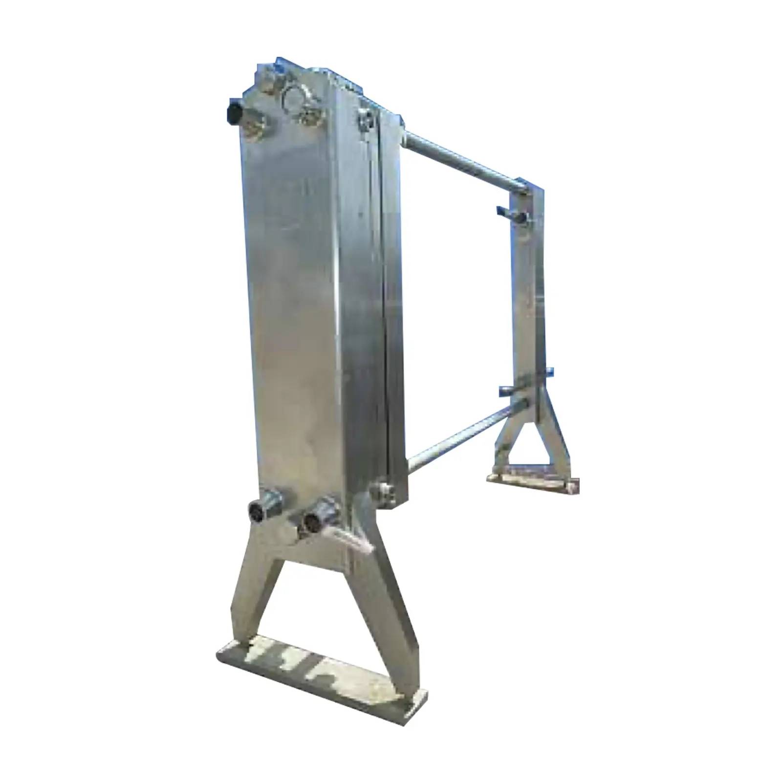 1198 sq.ft., APV, R51, Plate Heat Exchanger, (238) Diagonal flow plates, 5000 GPH, (2) Dividers, 23 gallons - Image 2