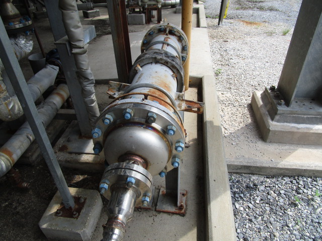 25 sq.ft. Astros Cosmos, horizontal heat exchanger, 150FV psi, expansion joint, 300° F. - Image 3