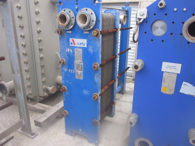 464 sq.ft., APV, R5MGS16, plate heat exchanger, 200 psi, 250&deg;F, 85 plates, 1998 - Image 4