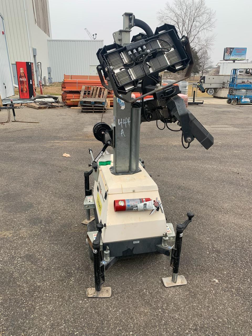 Magnum #PLT240 Pro light plant - Image 2