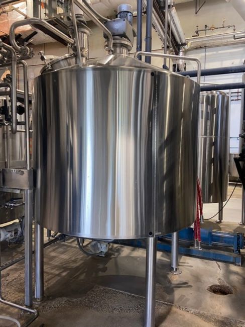 465 gallon JV Northwest, vertical Stainless Steel mix tank, 4' dia. x 10' high, Stainless Steel filter type - Image 7