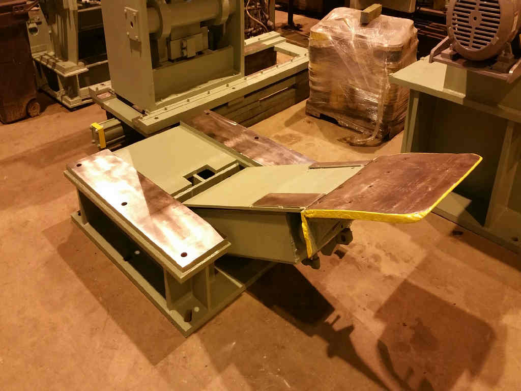 28" x .187" Nash, flattener, entry peeler table, 5-rolls, 7.5" dia x 30" face rolls, 50 FPM - Image 3