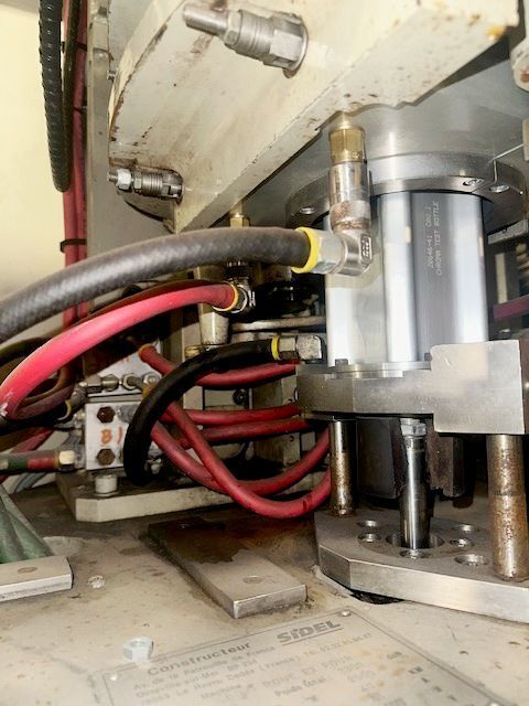 Sidel #SB01, PET preform fed blow molder, single head design, reconditioned 2023 - Image 6