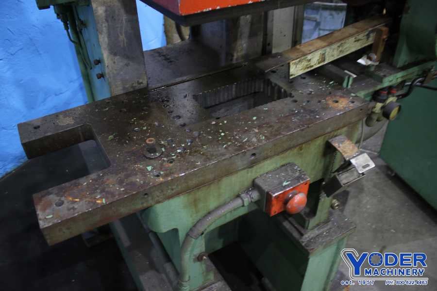 32 Ton, Federal #32, gap bed press, 2" stroke, 11" Shut Height, 15" x24" bed, air clutch & brake, 1977 - Image 8