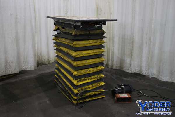660 lb. Bishamon, #X30S, scissor lift table, hydraulic, 1/2 HP, 20" W x 40" L table, 2011 - Image 8