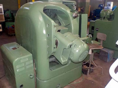 Gleason #22, Hypoid gear generator finisher, 22" gear diameter, 4" face width, 11" cone diameter - Image 3