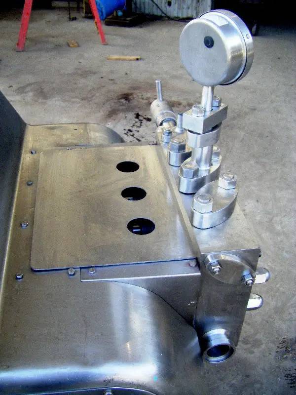 Waukesha Cherry-Burrell #SS-2100-VBR, homogenizer, 1400 GPH, 1200 psi, 1 stage, 40 HP Leeson motor - Image 7