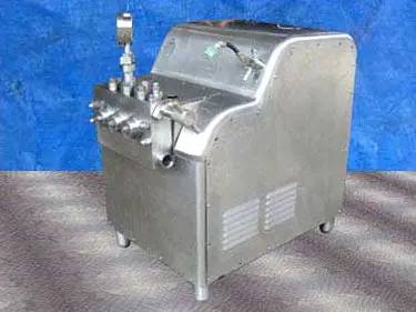 Waukesha Cherry-Burrell Stellar Series, high-pressure pump / homogenizer, 40 HP Brook motor, 1765 RPM, 575 - Image 6