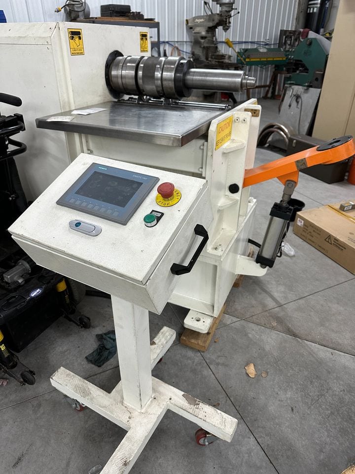 13 gauge x 2' Weldlogic #TRP-2415-9, 3-Roll CNC Pyramid Roller, 26" roll face, 7 HP, 2019 - Image 7