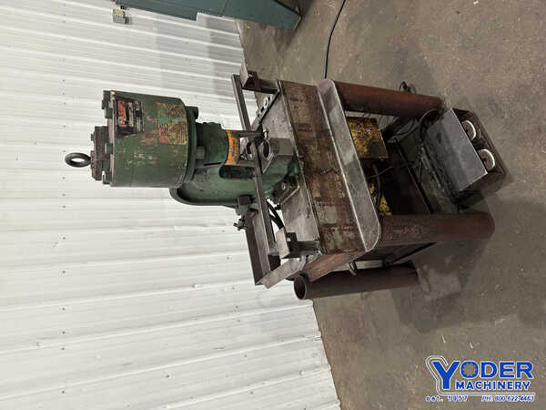 60 Ton, Peddinghaus #FP-60, hydraulic flange punch, 4-1/2" throat, electric foot pedal, 10 HP - Image 1