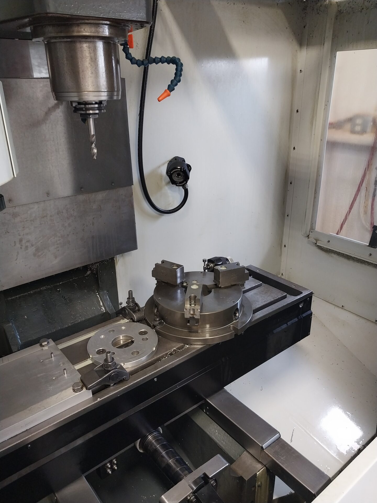 Haas #TM-1P, CNC vertical machining center, 10 automatic tool changer, 30" X, 12" Y, 16" Z, 6000 RPM, #40 - Image 3