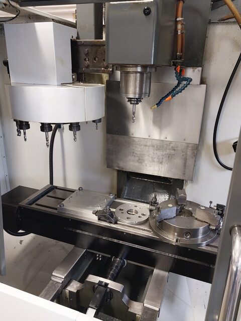 Haas #TM-1P, CNC vertical machining center, 10 automatic tool changer, 30" X, 12" Y, 16" Z, 6000 RPM, #40 - Image 4