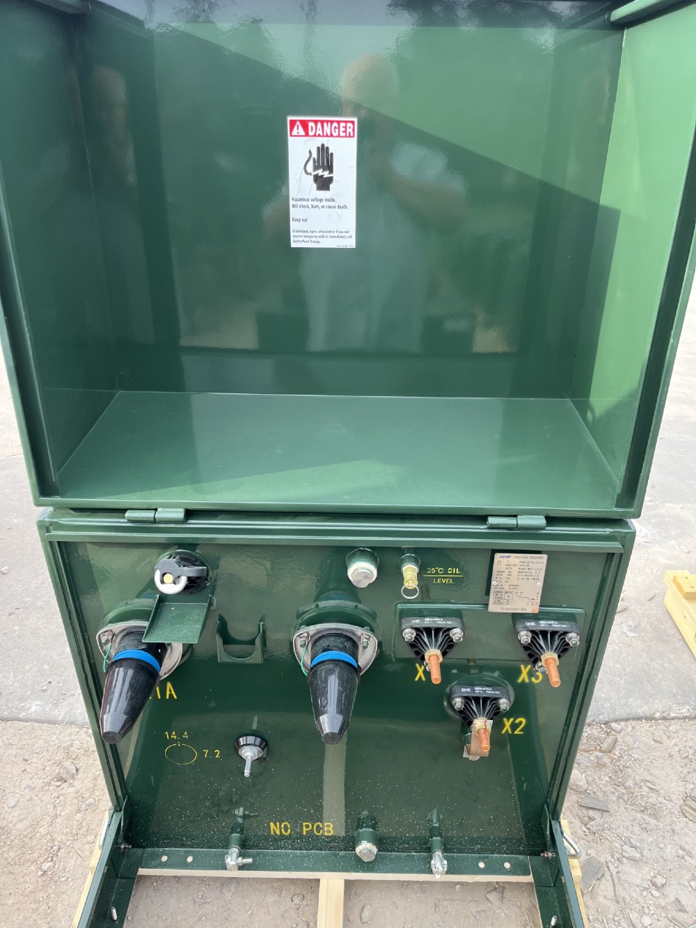 50 KVA 7200x14400 Primary, 120/240 Secondary, JSHP, single phase padmount transformer, ANSI 1 loop feed dead - Image 2