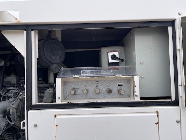 62 KW Multiquip #DCA70SSIU4F, trailer mounted, Tier 4F, 120/240/480 Volts, 8570 hours, 2016, $38k - Image 4
