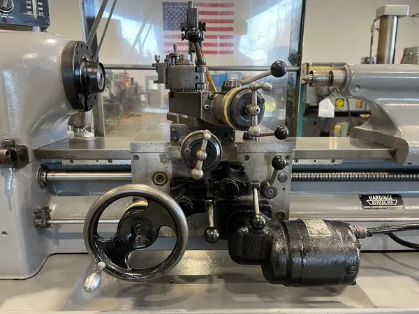 11" x 18" Hardinge #HLV-H, engine lathe, 1.25"hole, #2MT, 125-3000 RPM - Image 7