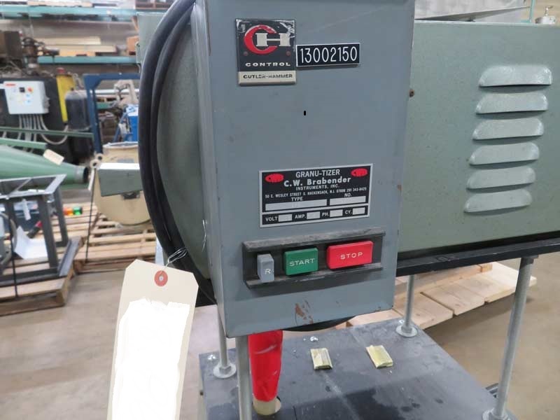 2" Brabender #Granutizer, strand pelletizer, manually actuated top feed roll, 4-knife rotor - Image 4