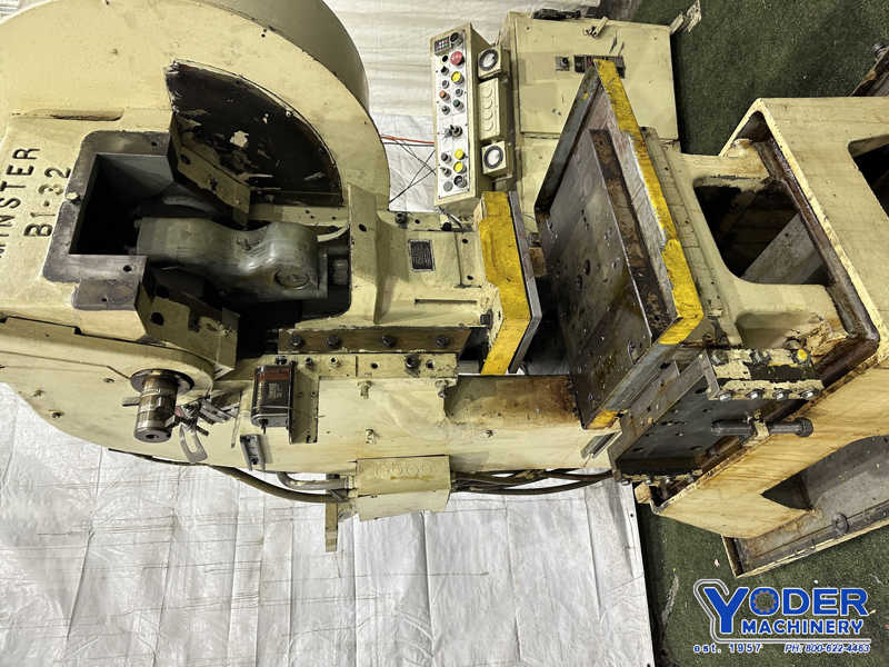 32 Ton, Minster #1B1-32, press, 1-1/4" stroke, 9.5" Shut Height, 2.25" ram adjustment, 0-900 SPM, 5 HP - Image 2