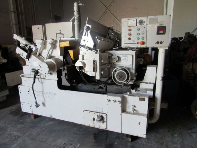 Cincinnati No. 3-500, centerless grinder, 47-1/4" work rest blade (thru feed), jib crane, standard drive box - Image 3