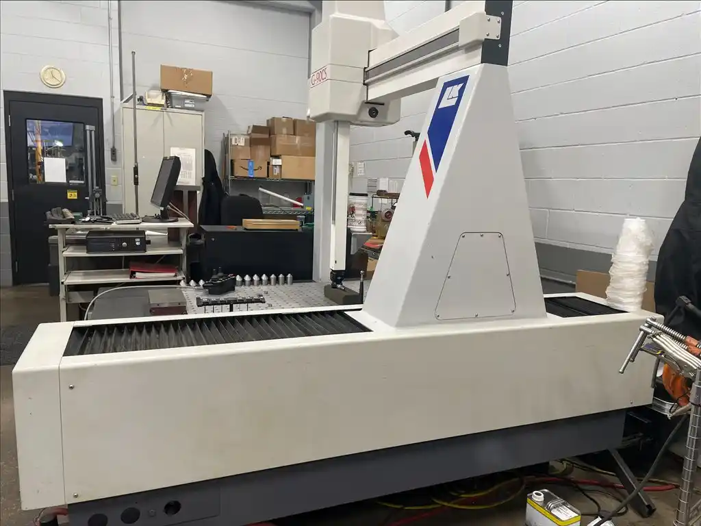 LK #G90CS, coordinate measuring machine, Hexagon controllers, LK DMIS software, Renishaw PH10M, 2001, S45417 - Image 2