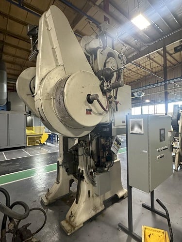 115/110 Ton, Bliss #3-3/4-B, double action toggle press, air clutch, lube system, 15 HP, 1981 - Image 6