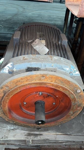 250 HP 3565 RPM General Electric, Frame 445TSD, Drip-Proof Ball Bearing, 1.0 service factor, 460 Volts - Image 1