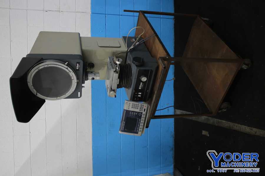 Nikon #V-12, comparator - Image 2