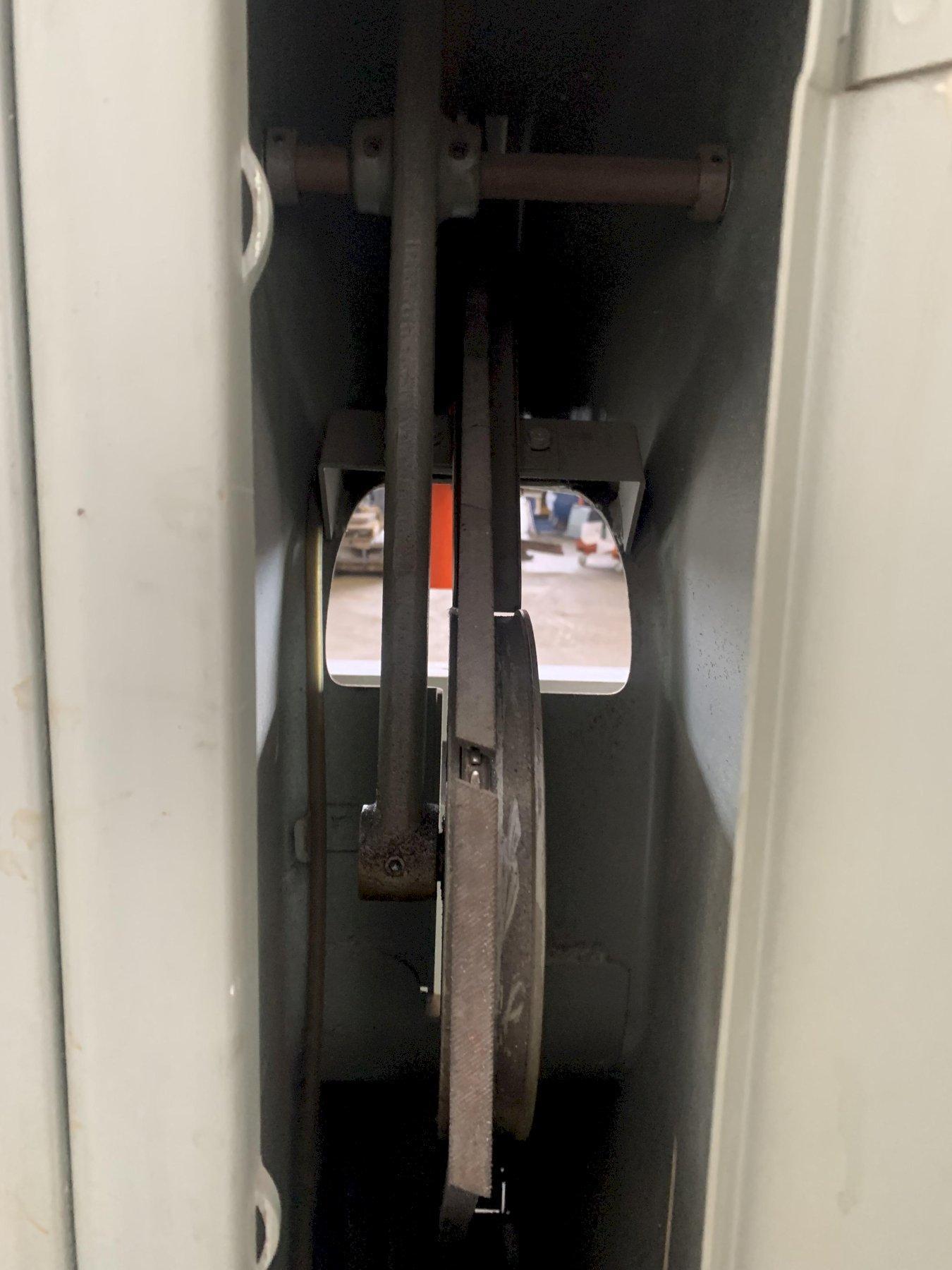 18" Grob #FAB-18, vertical saw, 20" x 20" table - Image 10