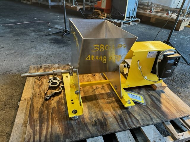 Scaletran #VMF, volumetric screw feeder w/Stainless Steel hopper & screw, 1/2" dia. x 36" long screw & tube - Image 5