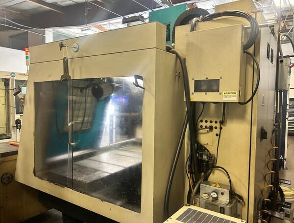 Akira-Seiki #Performa-V5AXP, CNC vertical machining center, Mitsubishi Control, 51.2" X, 21.3" Y, 22" Z - Image 7