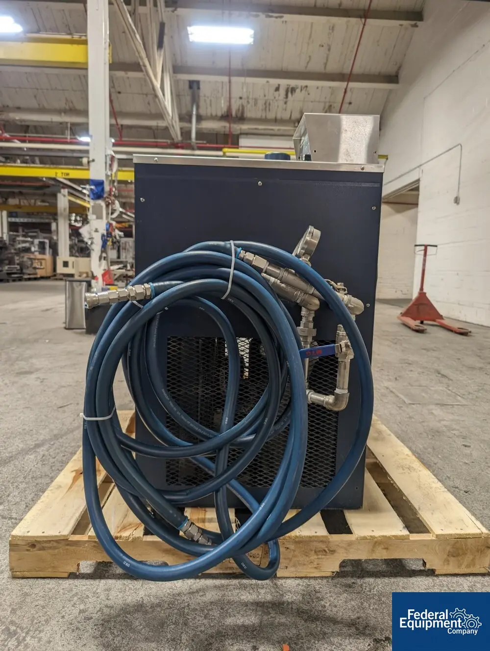 Neslab #HX-300DD Coolflow Refigerated Recirculator, with Stainless Steel canisters, 408 volts - Image 5