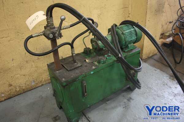 Small Hydraulic Press - Image 6