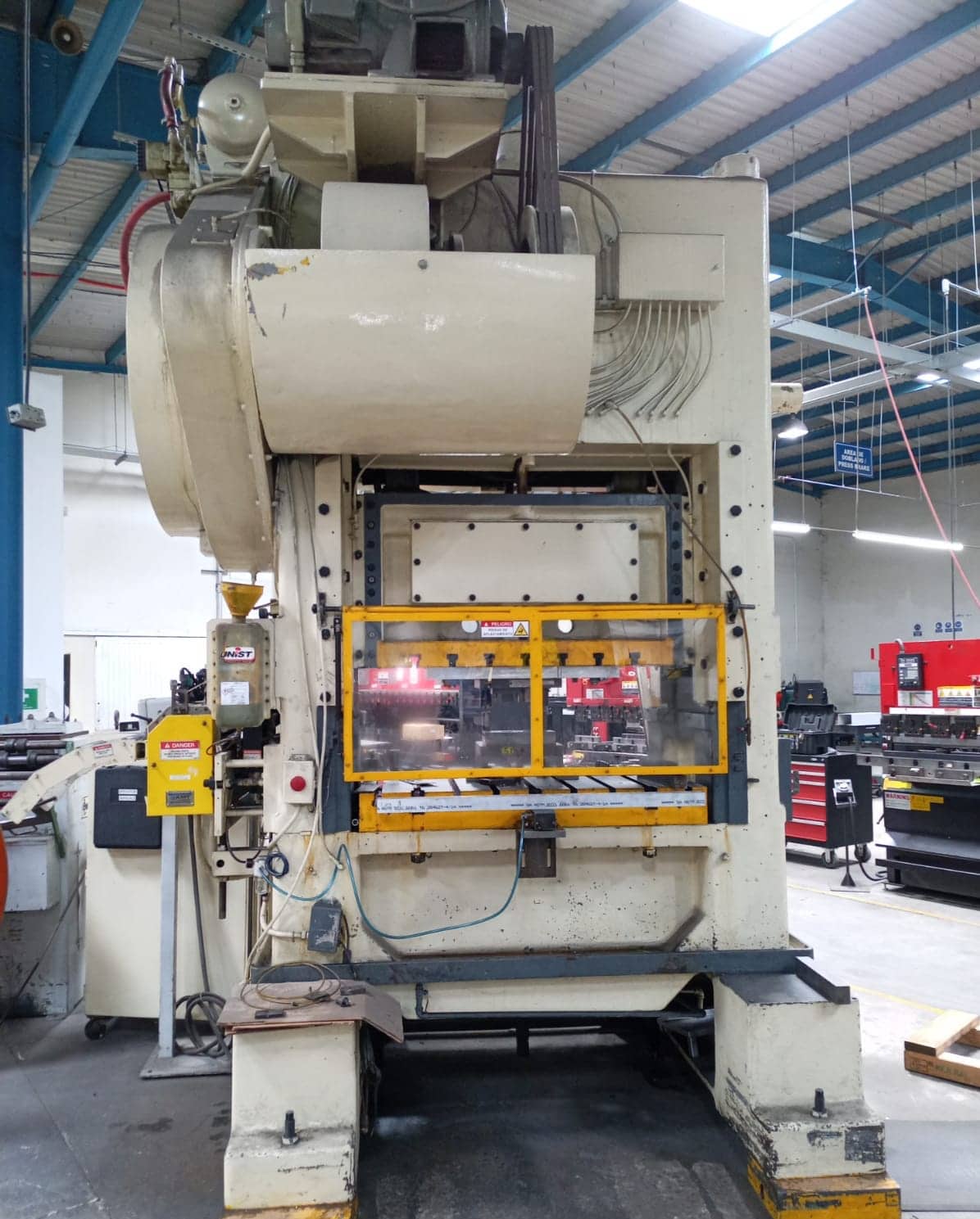 150 Ton, Minster #P2-150-54, Punch Press, 6" stroke, 23" Shut Height, 54" x40" bed, air clutch, 45-40 SPM - Image 6