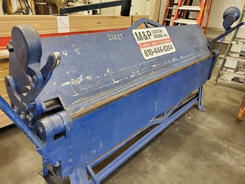 12 gauge x 8' Chicago #812, manual apron brake, independent manual clamping on each end w/adjustment - Image 8