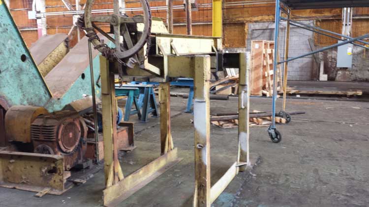 10000 lb. Mansaver, Sheet Lifter, 56" opening, 44" stack H, 5' L arms, Manual Wheel & Chain, No End Grab - Image 2