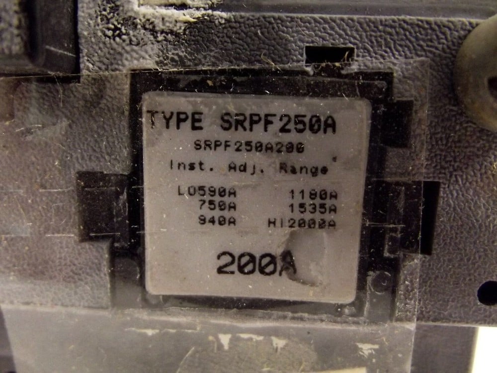 200 Amps, General Electric, SFHA36AT0250, W/SRPF250A plug molded case circuit breaker 3P Spectra RMS - Image 6