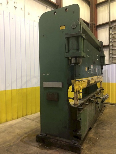 230 Ton, Cincinnati #230CBX12, hydraulic press brake, 14' overall, 150" between housing, 10" stroke, 35 HP - Image 5