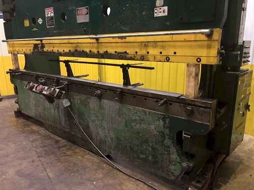 230 Ton, Cincinnati #230CBX12, hydraulic press brake, 14' overall, 150" between housing, 10" stroke, 35 HP - Image 7