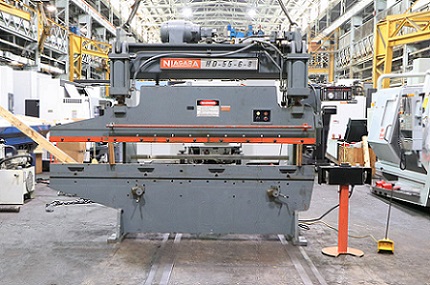 55 Ton, Niagara #HD-55-6-8, hydraulic press brake, 10' overall, 78" between housing, 7" stroke, 8-1/4" - Image 1