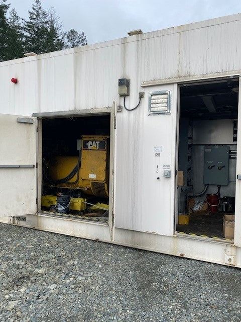 1600 KW Caterpillar #G3520C, Natural gas generator set, continuous, 600 Volts, 7119 hours - Image 1