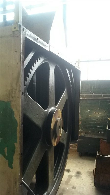 300 Ton, Minster #S2, 14" stroke, 29" Shut Height, 14-28 SPM, 120" x 54" bed,cushions, 1975,S24437 - Image 5