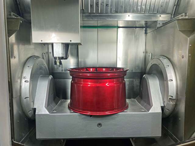 Hermle #C30U Dynamic, 5-Axis CNC vertical machining center, 75 automatic tool changer, 25.6" X, 23.6" Y - Image 2